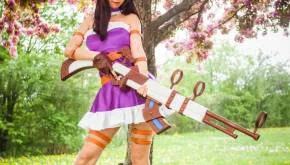 caitlyn cosplay 2