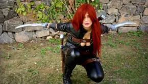 Katarina cosplay - League of Legends 5 katarina cosplay3 dragonstrace by dragonstrace d5zg6iw