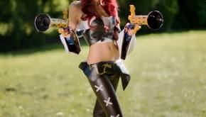 Miss Fortune League of Legends cosplay 21