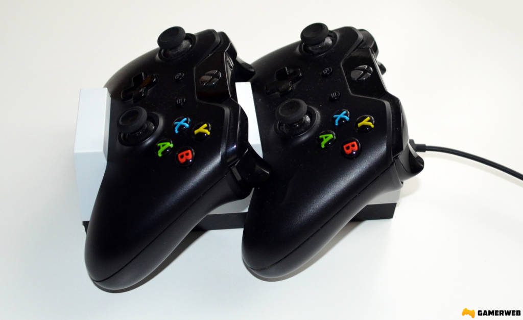 Snakebyte Twincharge X ładowanie Padów Xbox One