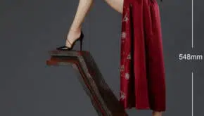 Ada Wong Zombie Crisis Huntress Ad (7)