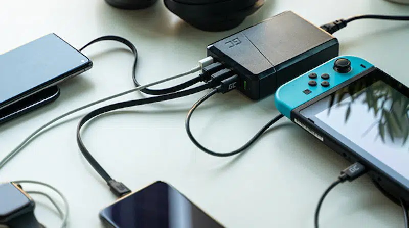 Uporządkuj swoje ładowarki w domu – jak to zrobić? 8 Ładowarki