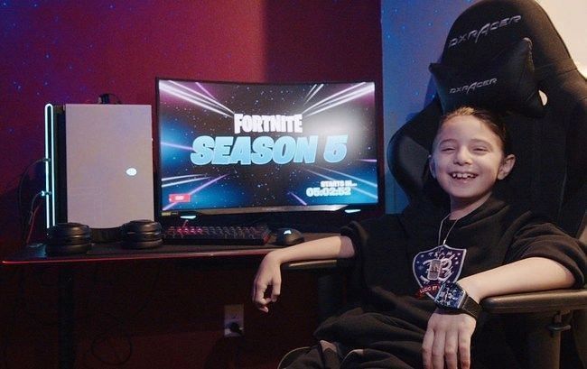 Ośmioletni gracz Fortnite podpisał kontrakt na 33 tysiące dolarów 2 Fortnite gracz