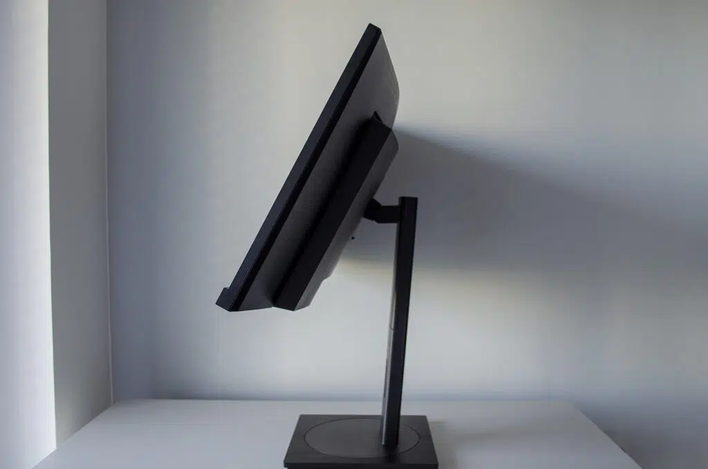 Recenzja Philips 346B1C - zakrzywiony monitor ultrapanoramiczny 3 Philips 346b1c (6)