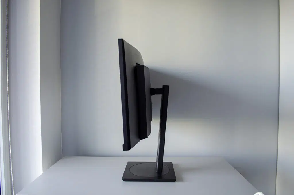Recenzja Philips 346B1C - zakrzywiony monitor ultrapanoramiczny 8 Philips 346b1c (7)