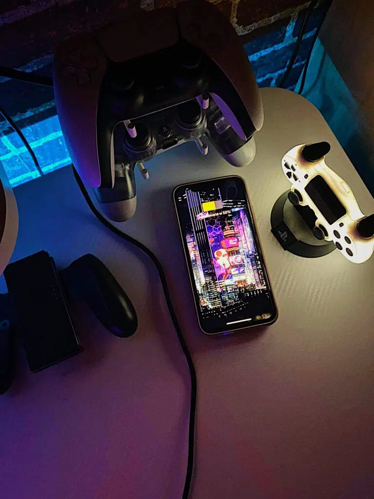 Genesis Holm 320 RGB