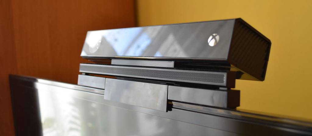 Hori uchwyt do Kinect Xbox One (3)