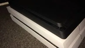 Poznaliśmy wygląd PlayStation 4 Slim - PLOTKA 11 PlayStation 4 Slim vs PlayStation 4 4